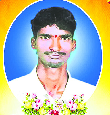ఆర్థిక సమస్యలతో యువకుడు ఆత్మహత్య 2