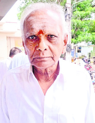 కలం.. నిరసన గళం1