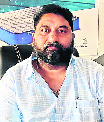 కలంపై కూటమి కక్ష 1