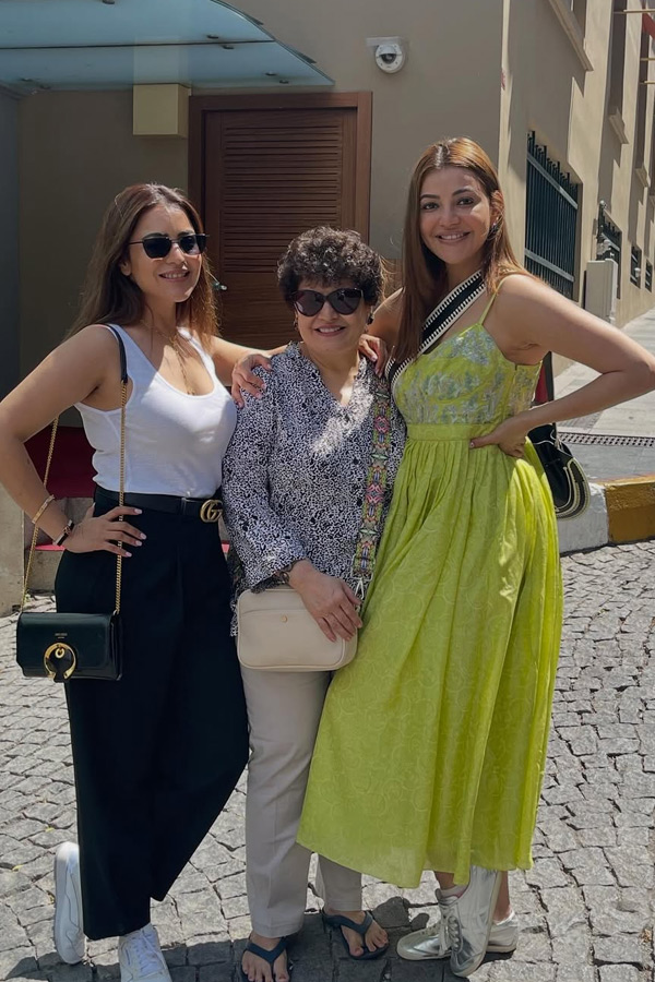 Actress Kajal Aggarwal shares Birthday Wishes To Her Sister Nisha Agarwal Photos16