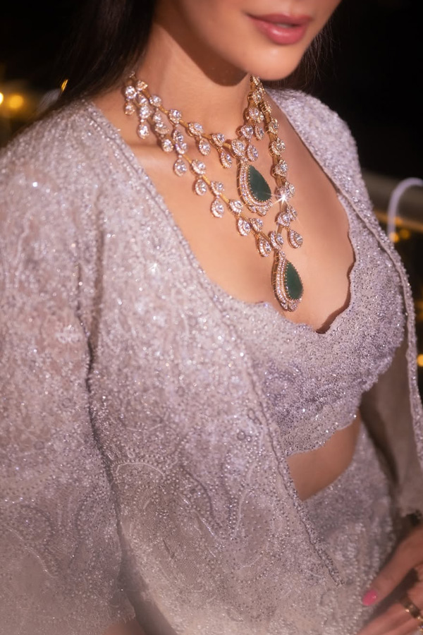 Actress Rakul Preet Singh Stuns Fans with Her Stunning Diwali Look Photos4