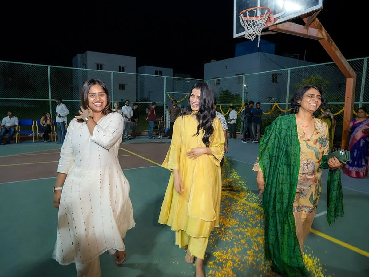 Samantha's Diwali Celebrations with Kids (Photos)11