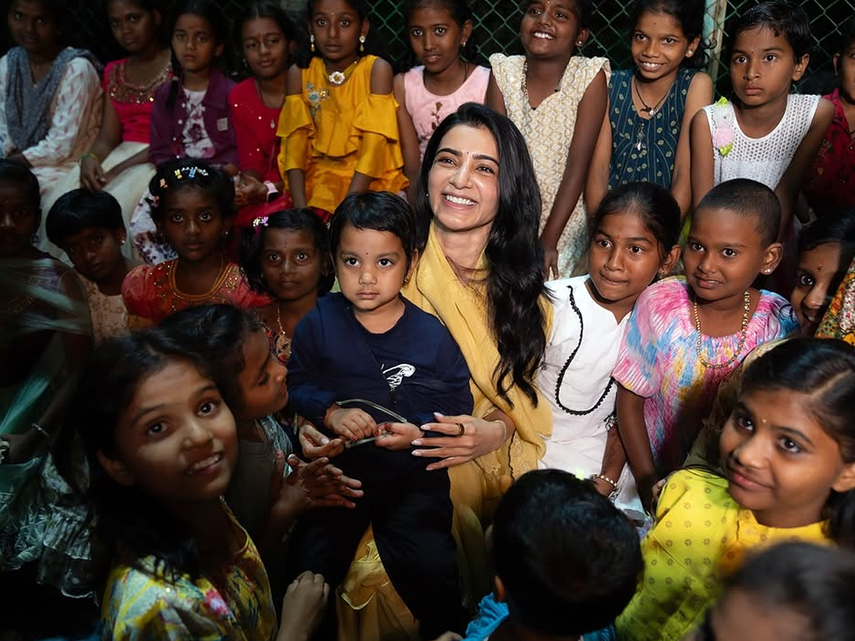 Samantha's Diwali Celebrations with Kids (Photos)4