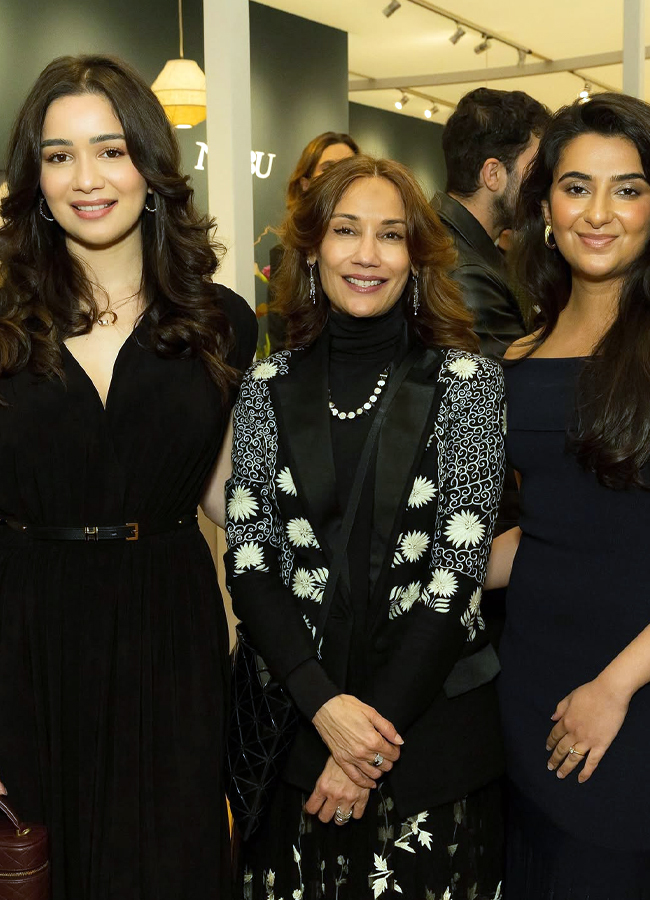 Have you seen the cute photos of and Sara Tendulkar?8