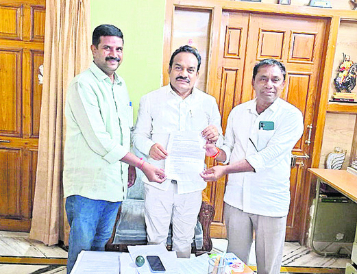 మహారాష్ట్ర రైతులకు అవకాశం కల్పించాలి
1