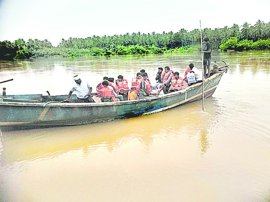 పగబట్టి పోటెత్తినట్టు2