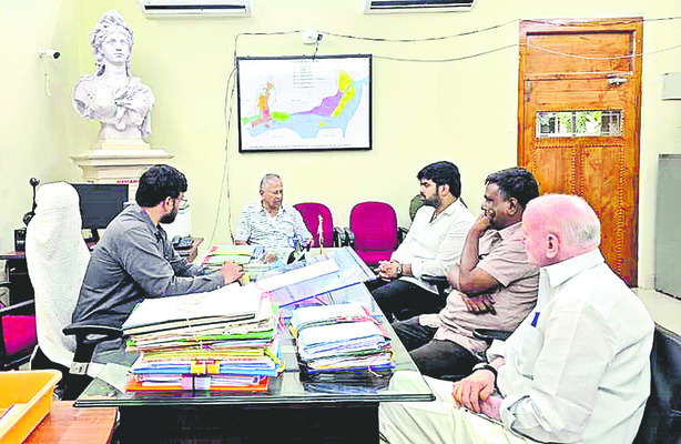 అనాథ శిశువు జాడ కోసం...  1