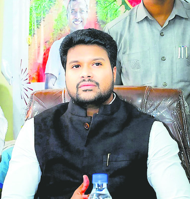 బాణసంచా  తయారీలో అప్రమత్తం 1
