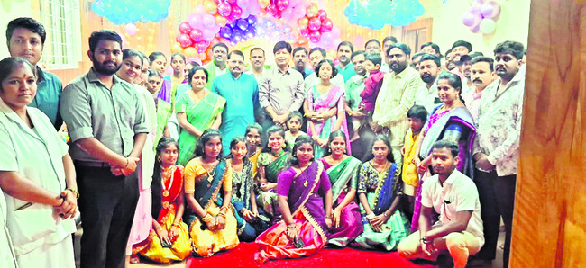 భక్తిశ్రద్ధలతో ఆయుధ పూజ 4
