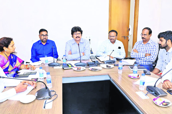 స్వర్ణగిరి క్షేత్రంలో 3 నుంచి పవిత్రోత్సవాలు
1