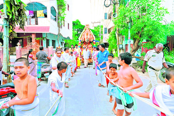 వైభవం.. వెంకన్న రథోత్సవం2