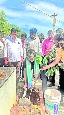 చెడును పారదోలేందుకు కృషి
1