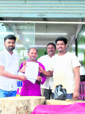 గాంధీ జయంతి నాడే దసరా 1