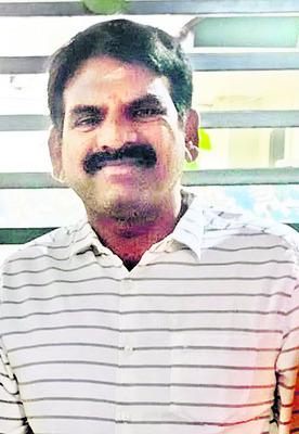 పన్నులు తగ్గినా పాత ధరలే 
1