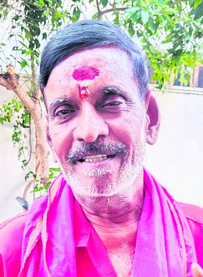 ఆత్మీయతలు కనుమరుగయ్యాయి4