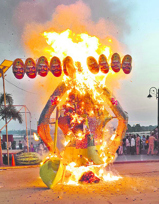మానేరు తీరాన శమీ పూజోత్సవం1