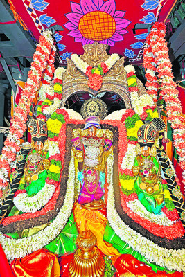 మనోరథం తీరేలా.. కల్కి కటాక్షం2