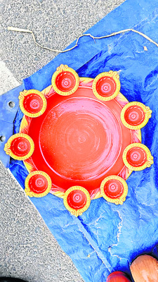 చీకటి వెలుగుల దీపావళి3