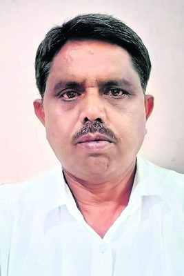 అప్రజాస్వామికం
2