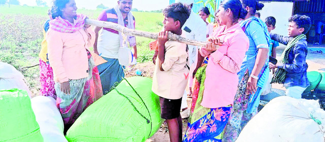 తూకం ప్రకారమే కూలి! 1