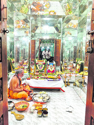 ధర్మపురిలో లక్ష్మీపూజలు2