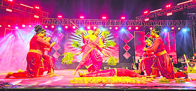 వైభవం.. దీపావళి ఉత్సవం 3
