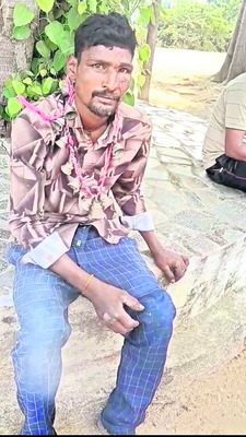 కారు ఇంజిన్లో మంటలు
1