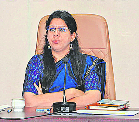 దీపావళి పండుగను ఆనందంగా జరుపుకోవాలి3