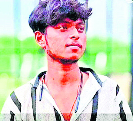పండగ పూట విషాదం 1
