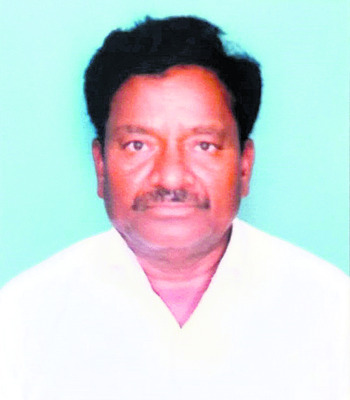 అక్రమ కేసులు సరికాదు1