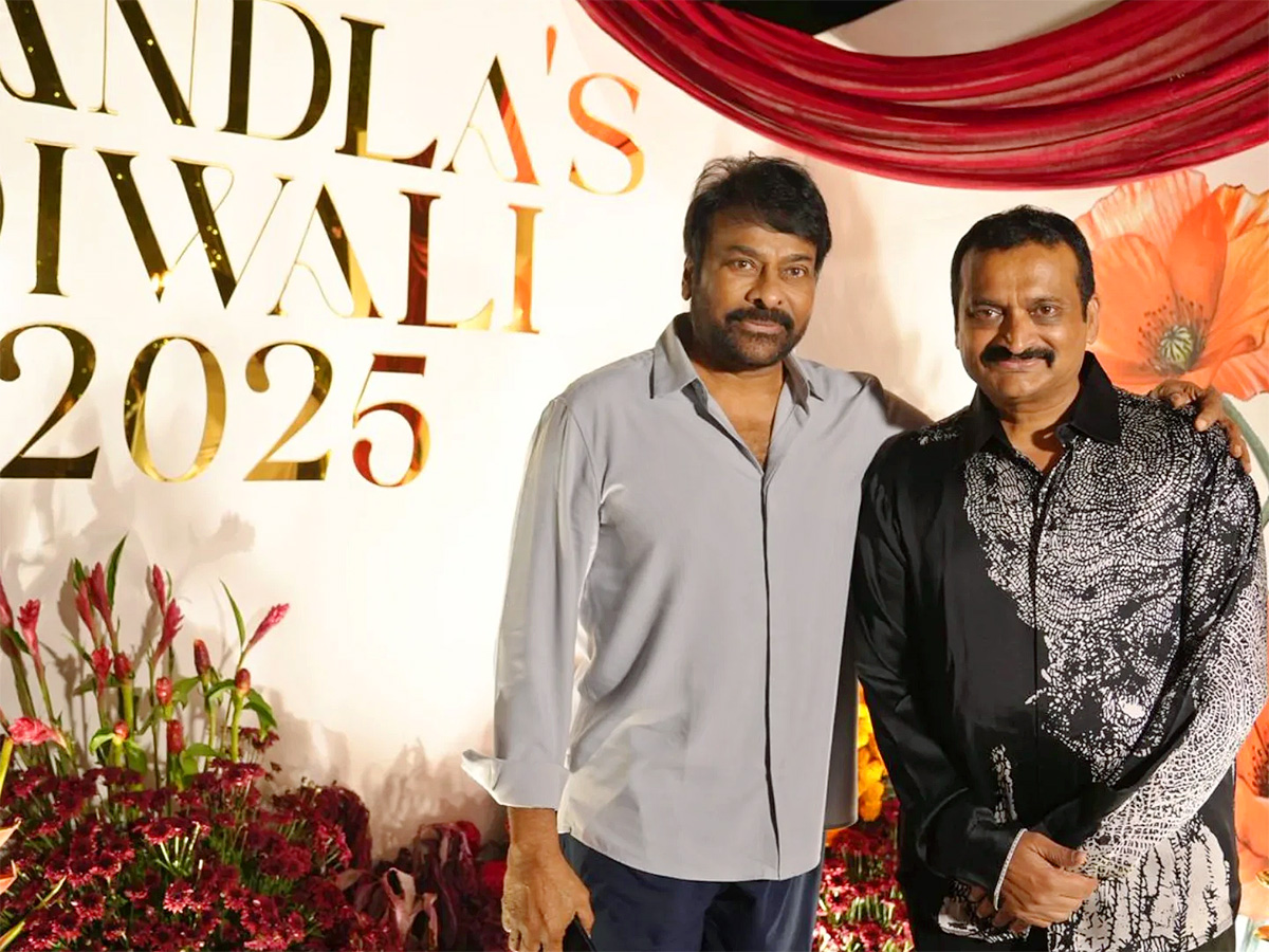 Diwali 2025 Bash At Bandla Ganesh Residence Viral Photos Gose2