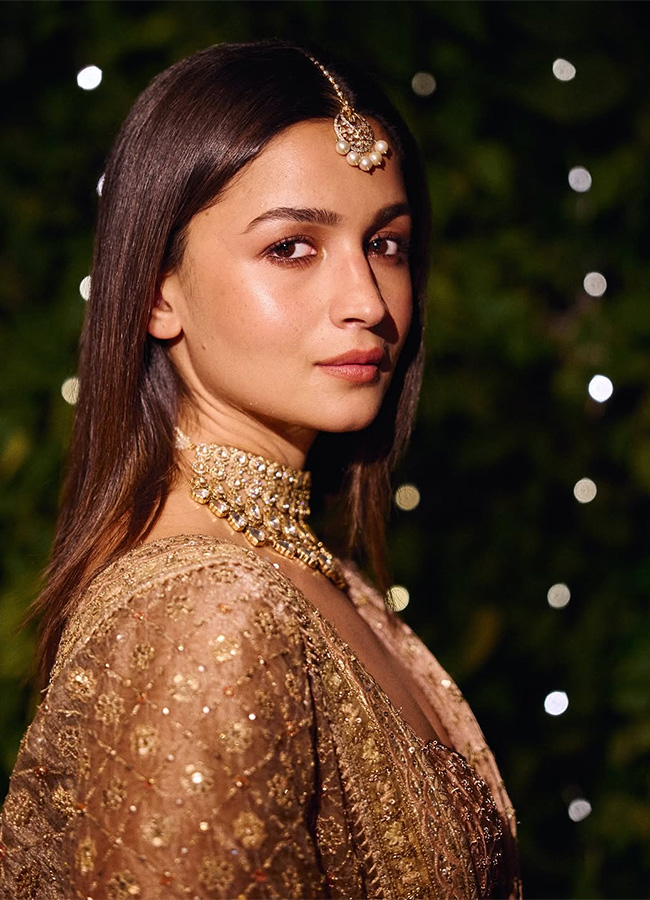 Actress Diwali Celebration 2025 Photos4