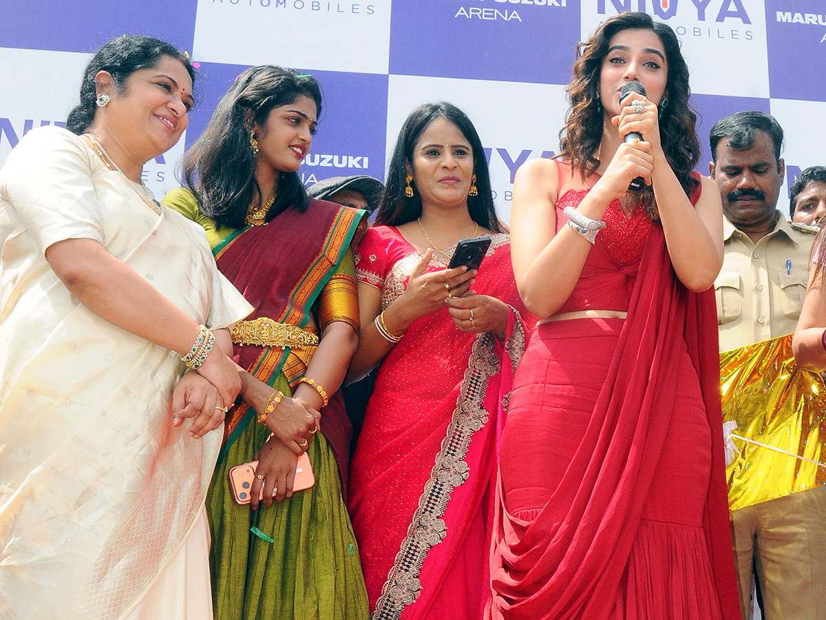 Actress Meenakshi Chaudhary in Anantapur Photos9