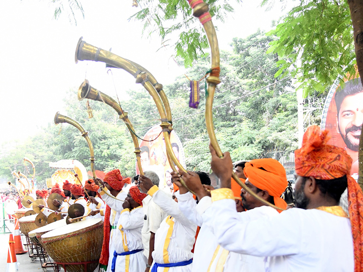 CM Revanth Reddy Inaugurates Sadar Festival at NTR Stadium in Hyderabad11