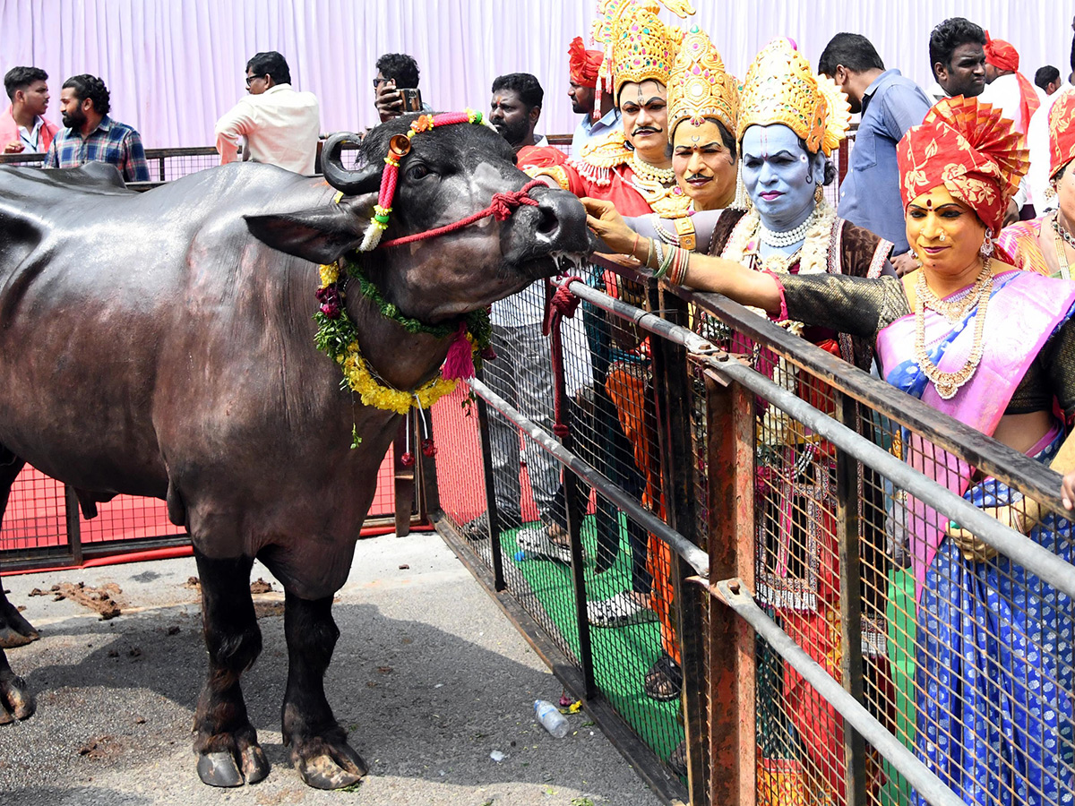 CM Revanth Reddy Inaugurates Sadar Festival at NTR Stadium in Hyderabad23
