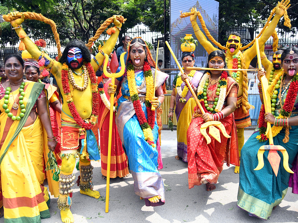 CM Revanth Reddy Inaugurates Sadar Festival at NTR Stadium in Hyderabad7