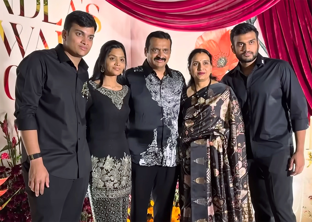 Diwali 2025 Bash At Bandla Ganesh Residence Viral Photos Gose14