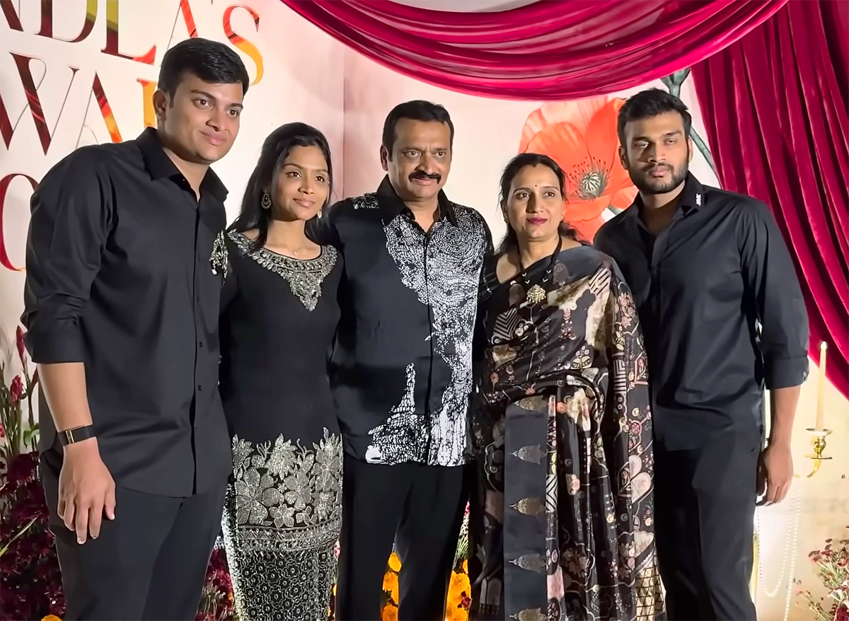 Diwali 2025 Bash At Bandla Ganesh Residence Viral Photos Gose27