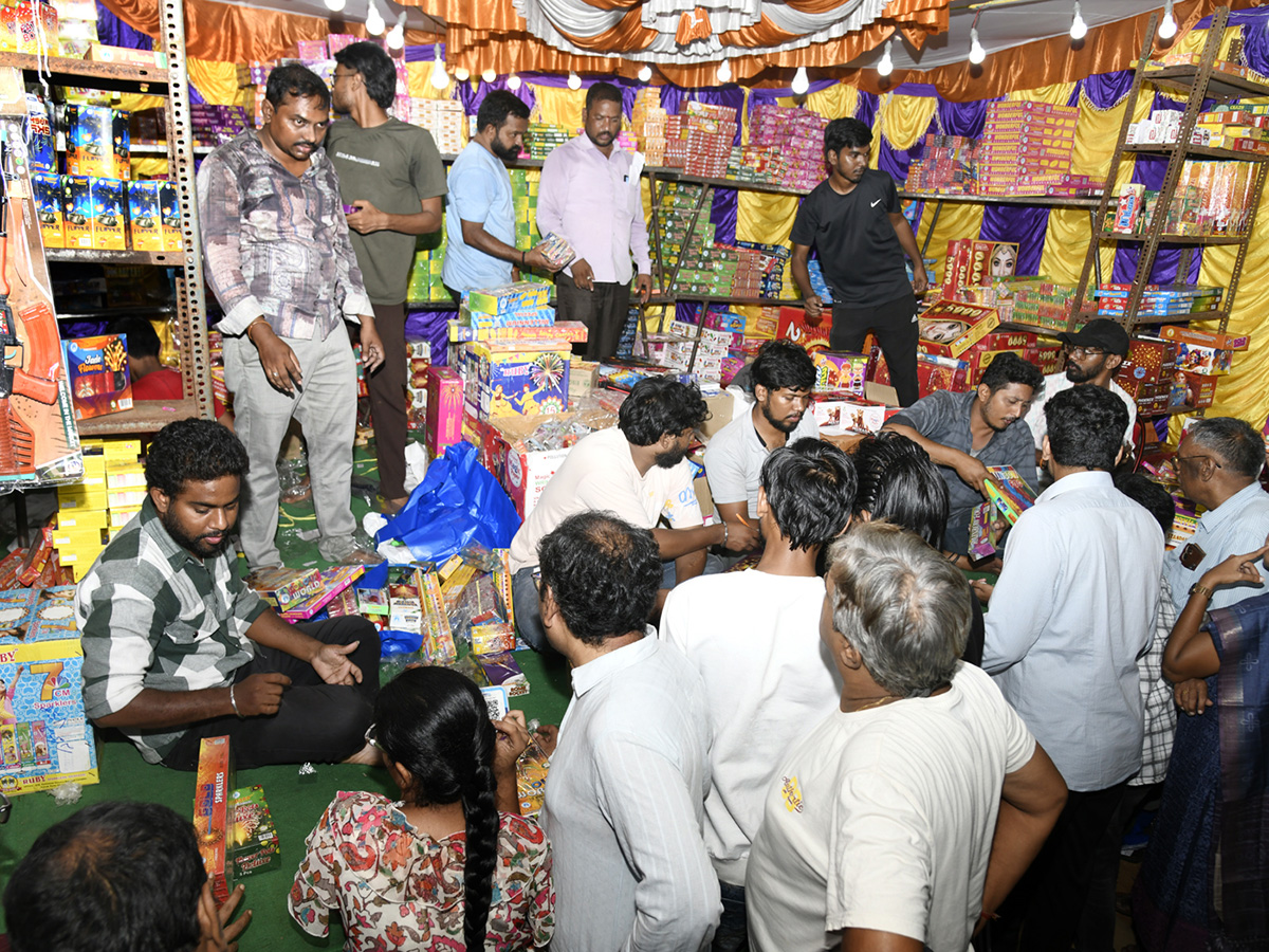 Diwali 2025 Celebrations In Telugu States Photos10