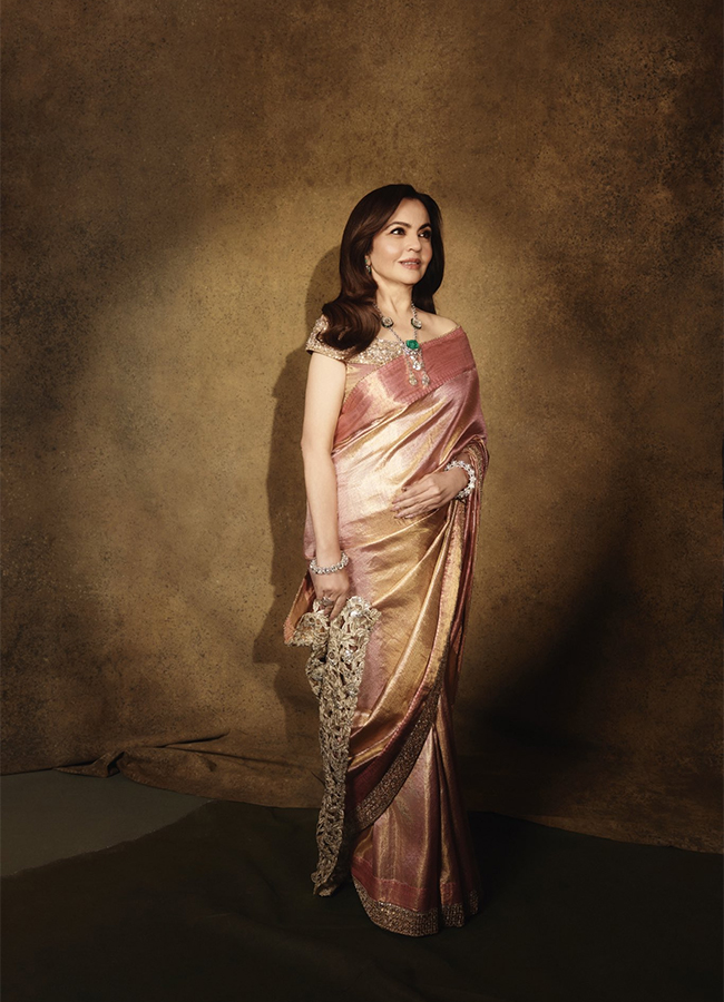 Nita Ambani and Isha Ambani slay at the Pink Ball in stunning3
