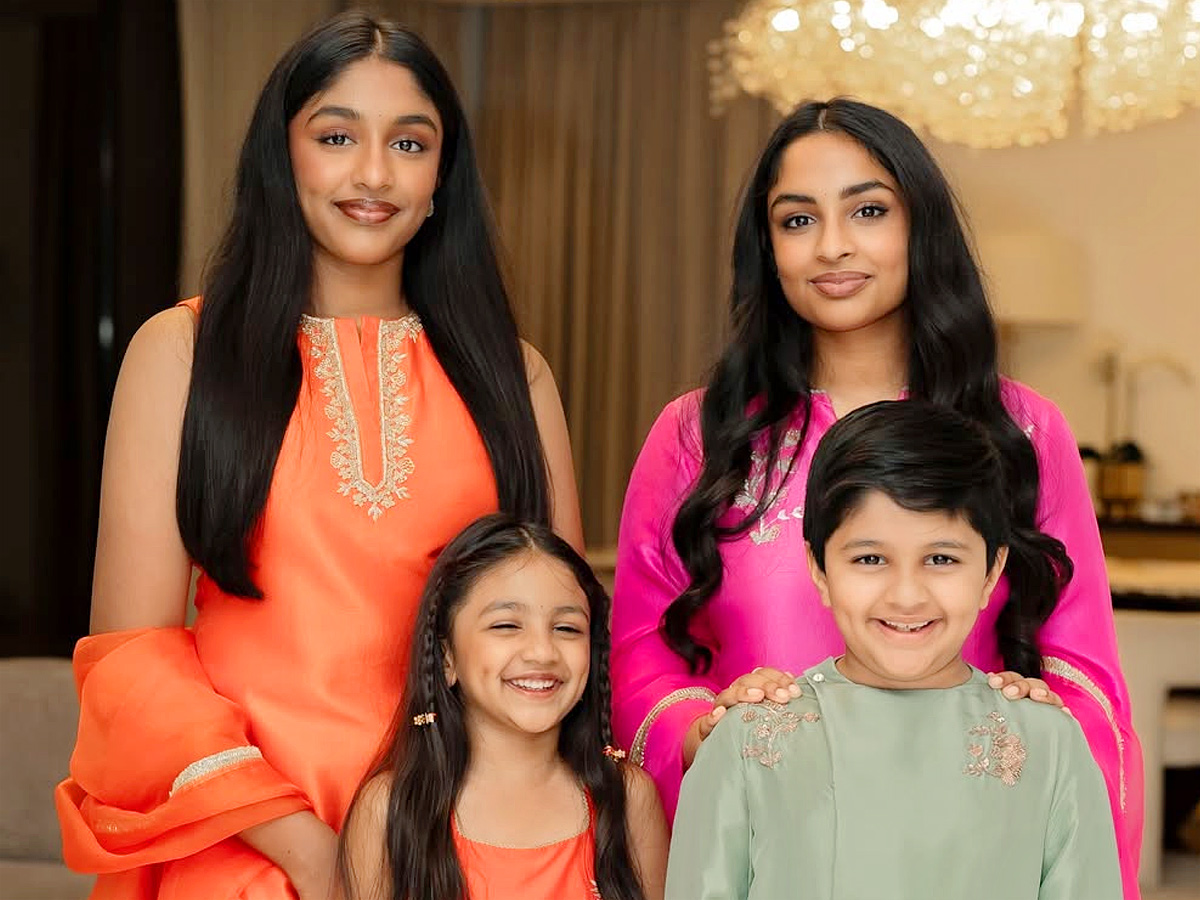 Manchu Vishnu Family Diwali Celebrations Photos4