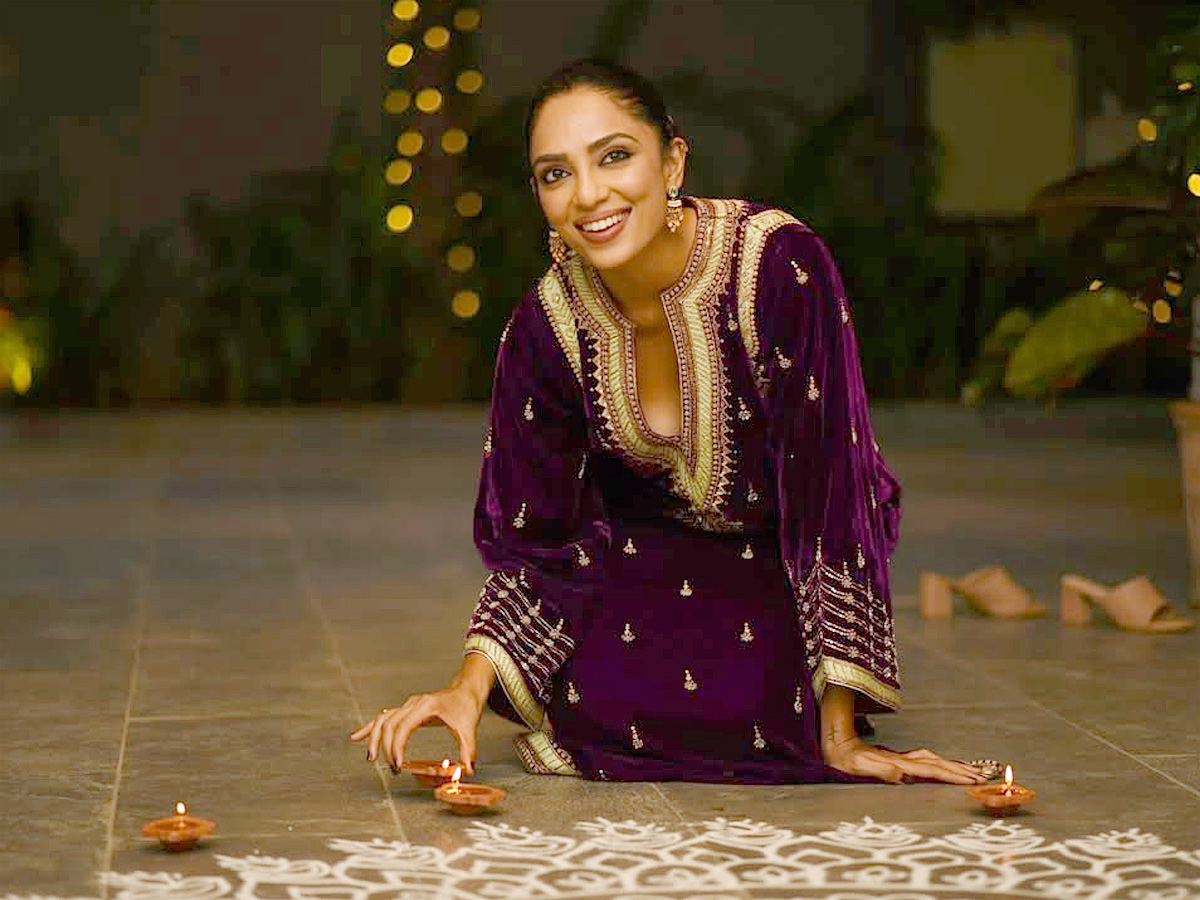 Naga Chaitanya And Sobhita Dhulipala Celebrates first Diwali Together After wedding Photos4