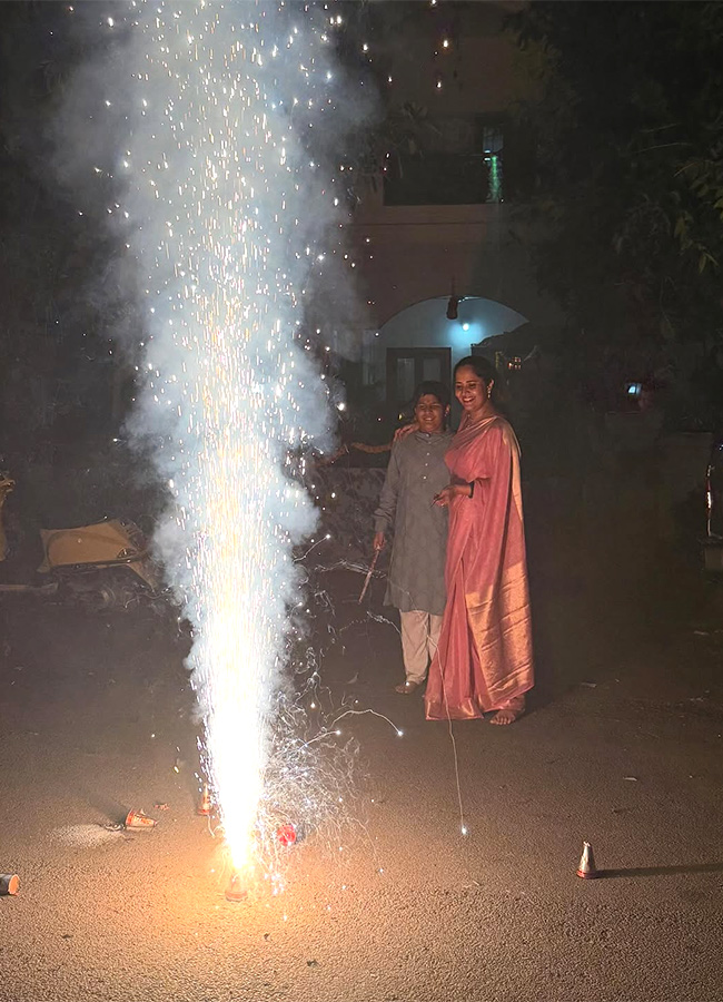 Tollywood Actress Anasuya Bharadwaj Diwali Celebrations 202510
