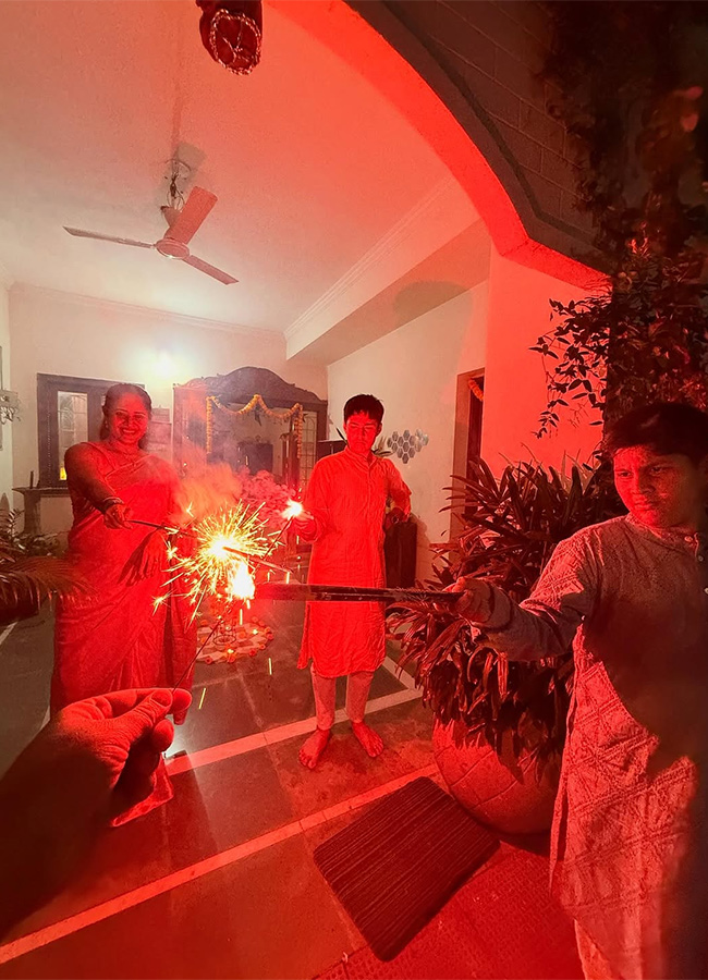 Tollywood Actress Anasuya Bharadwaj Diwali Celebrations 202512