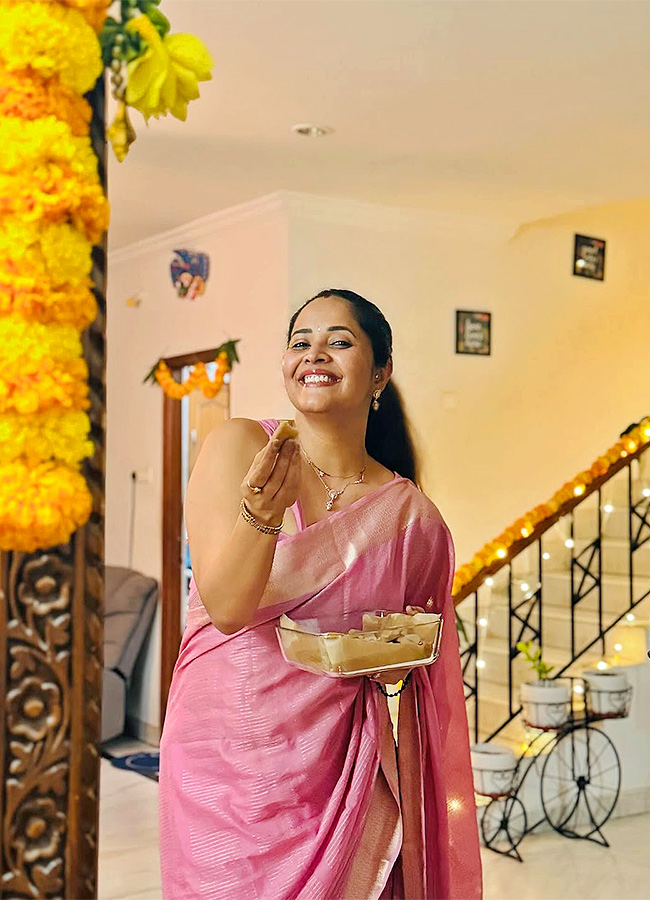 Tollywood Actress Anasuya Bharadwaj Diwali Celebrations 20258