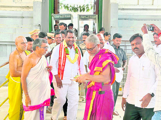 ‘ఇందిరమ్మ ఇళ్లు’ పూర్తికావాలి2