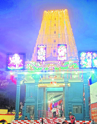 బ్రహ్మాండ నాయకుడి బ్రహ్మోత్సవం2