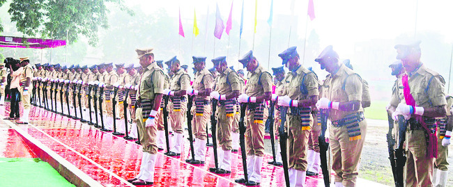పోలీసు అమరవీరులకు ఘన నివాళి 1