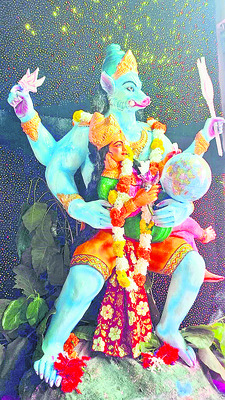 ఘనంగా కాళీ పూజలు ప్రారంభం2