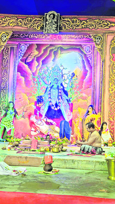 ఘనంగా కాళీ పూజలు ప్రారంభం3